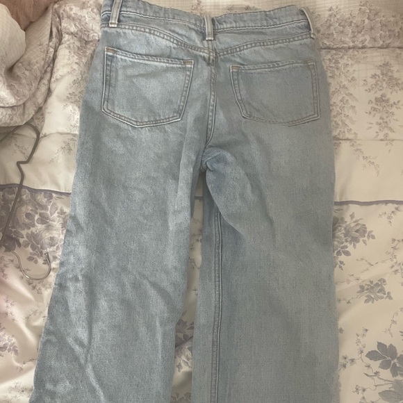 Old Navy Light Blue Boyfriend Jeans - Picture 3 of 5